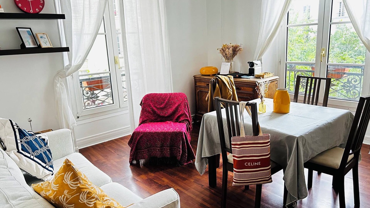 Saint-Gervais Apartment | Marais super center charming flat of 2 rooms with view !