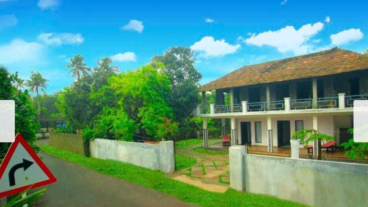 Alappuzha Villa | Marari omanapuzha beach villa with 2rooms
