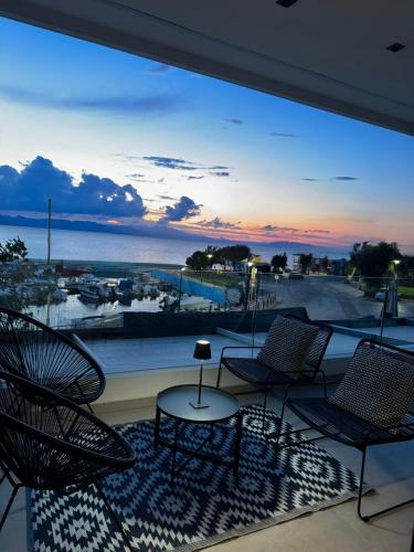 Nea Makri Apartment | Marathon Coast-Seafront Luxury Apartments