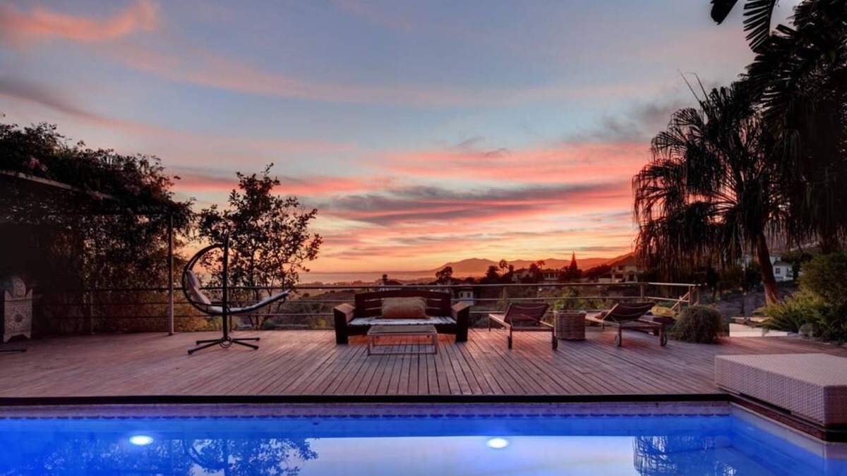 Marbella House | Marbella Boutique Art
