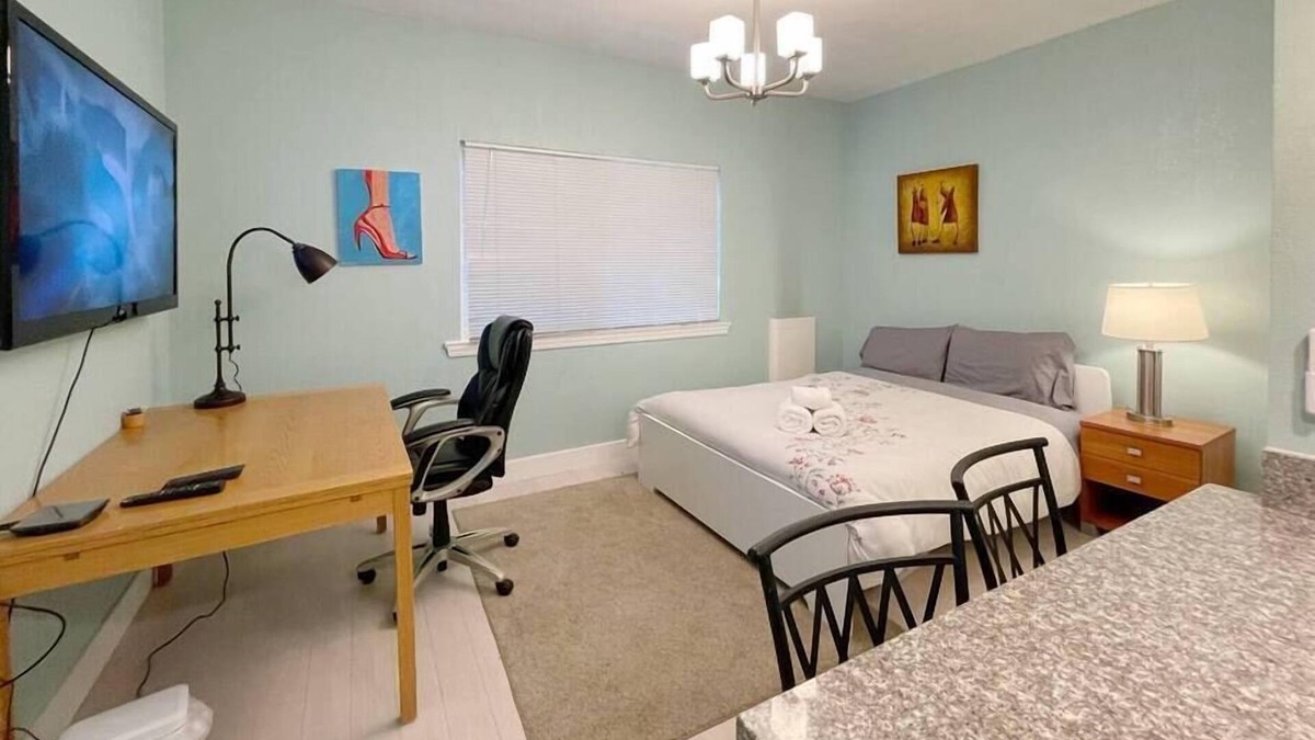 Los Altos Hills Cottage | @ Marbella Lane - Adorable garden cottage