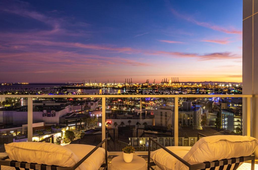 Waterfront Apartment | @ Marbella Lane - Aesthetic 2BR w/Ocean views