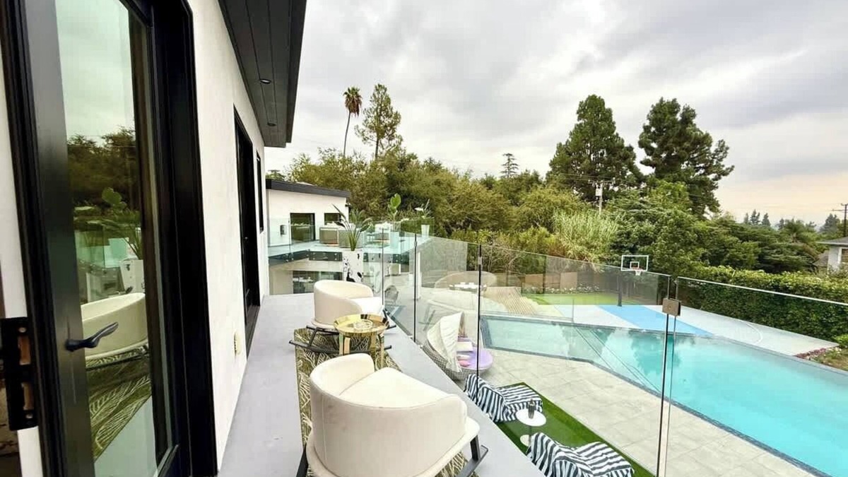 Mount Wilson House | @ Marbella Lane - Enchanted Garden & Pool Hideaway