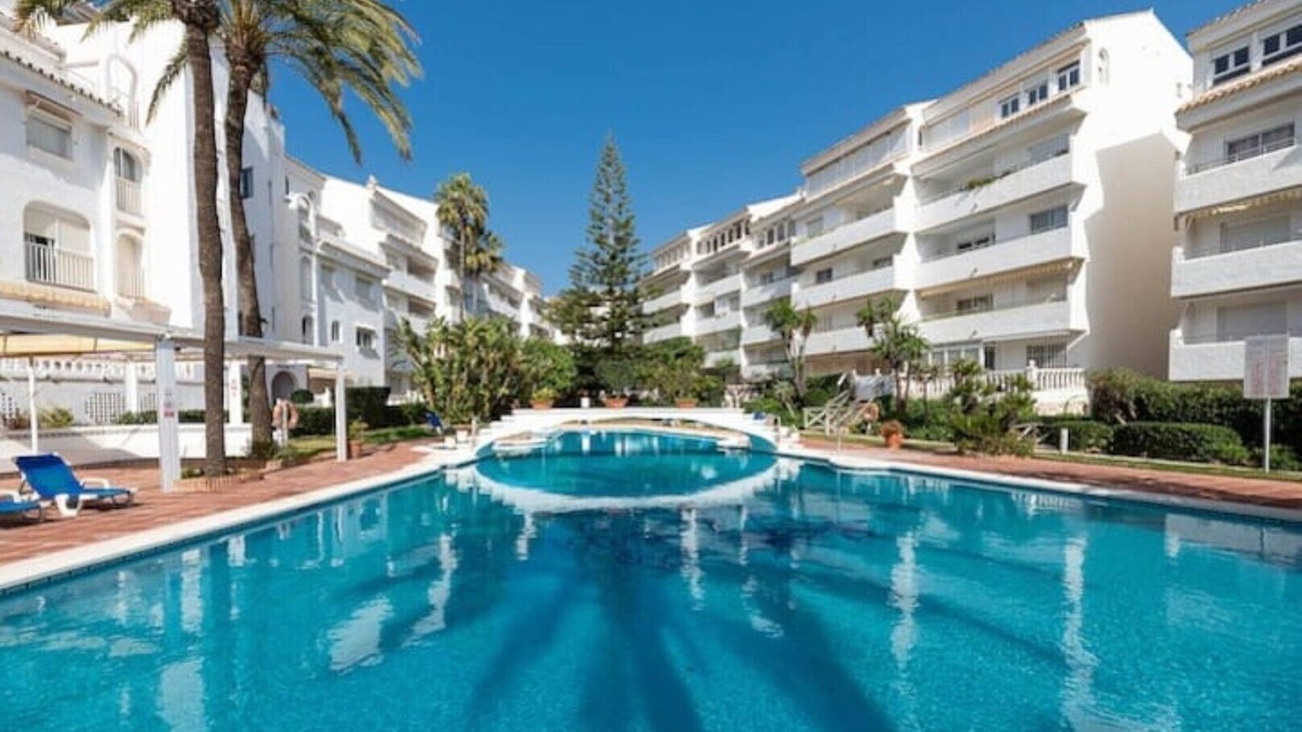 Urbanizacion Marbessa Apartment | Marbella, Playa Real Sea View & Golf