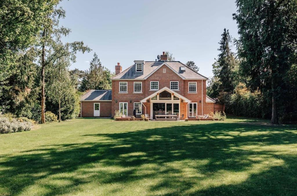 Henley-on-Thames House | Marble House - Heated Indoor Pool, Gym, Cinema