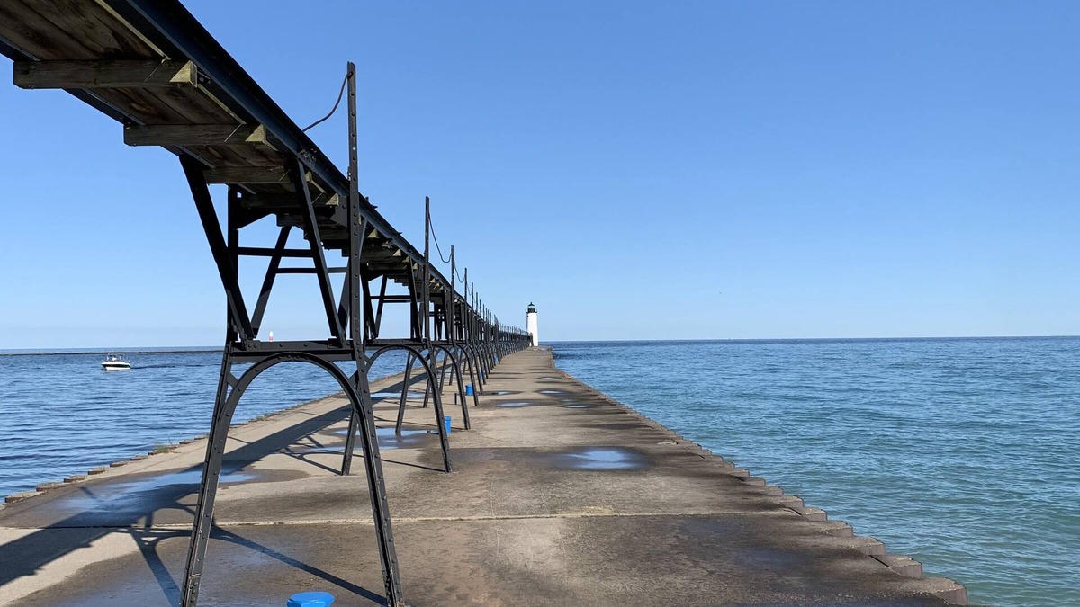 Manistee House | ⚓️Marcell's Mainstay ⚓️ Beach Retreat Blocks From Downtown