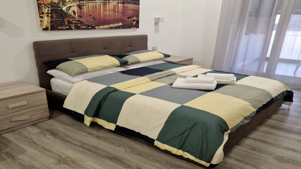 San Lazzaro House | Mareluna holiday home in the center of Agerola