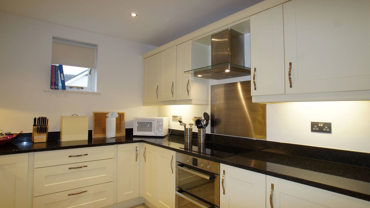 Pooley Bridge Cottage | MARGARET HOUSE, family friendly, with a garden in Pooley Bridge