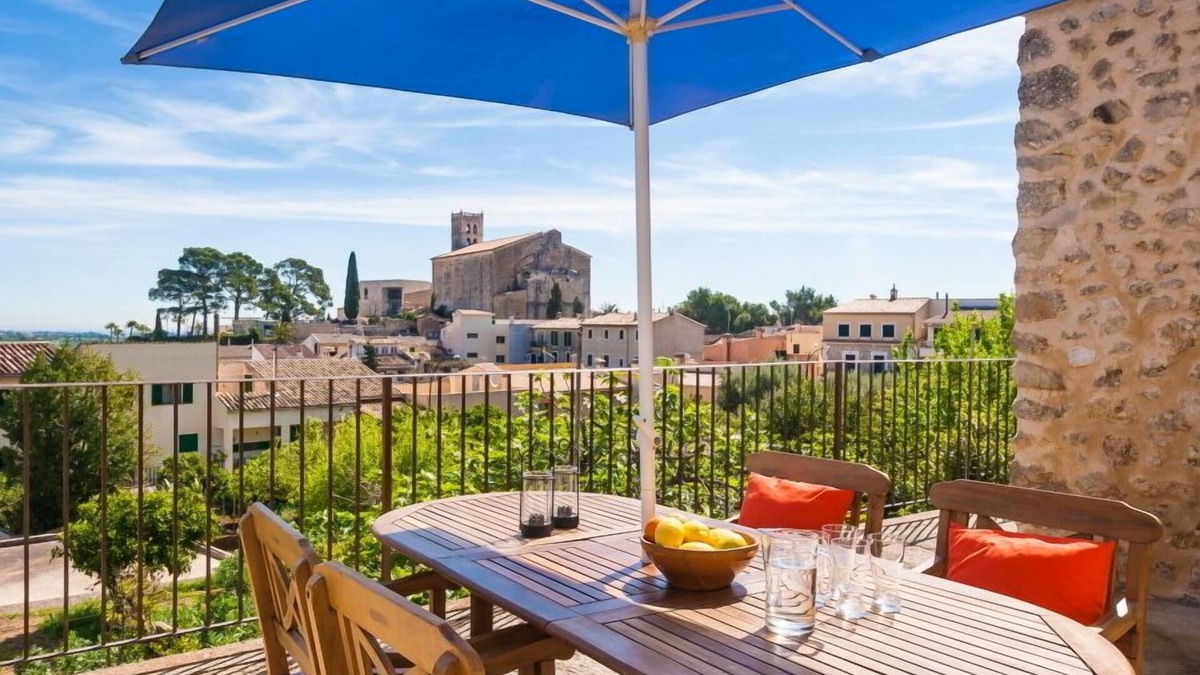 Selva House | MARGARITA SAMPOL PALOU Can Selva, village house with fantastic views as far as Pto. Alcudia
