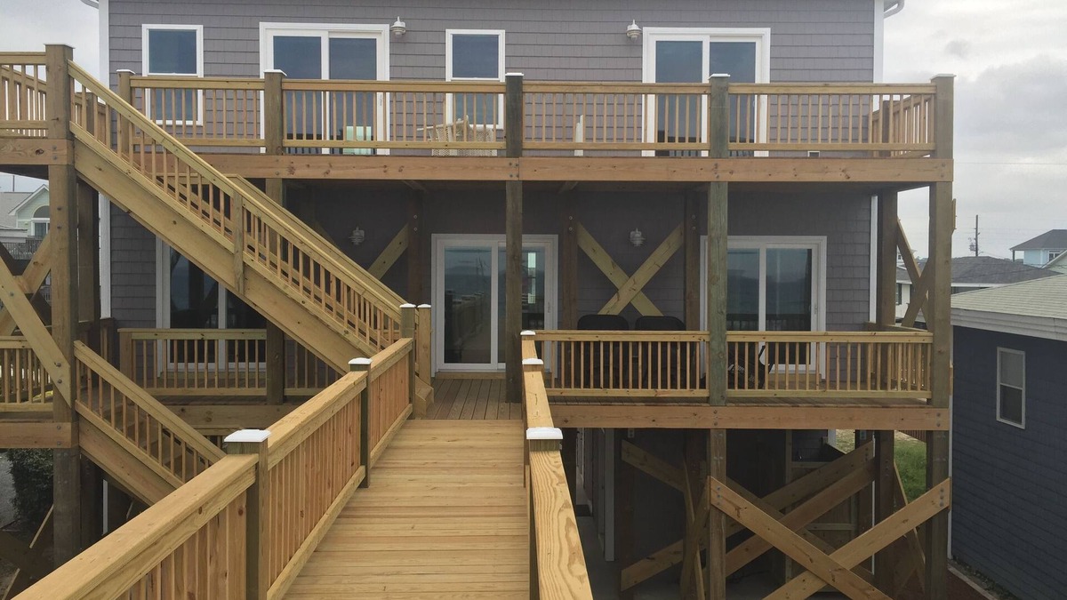 Topsail Beach House | Margaritaville -New Oceanfront Home w/Elevator & Reverse Floor Plan 3,000 sq ft