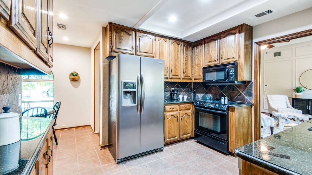 Carrollton House | Maria's Secret Garden