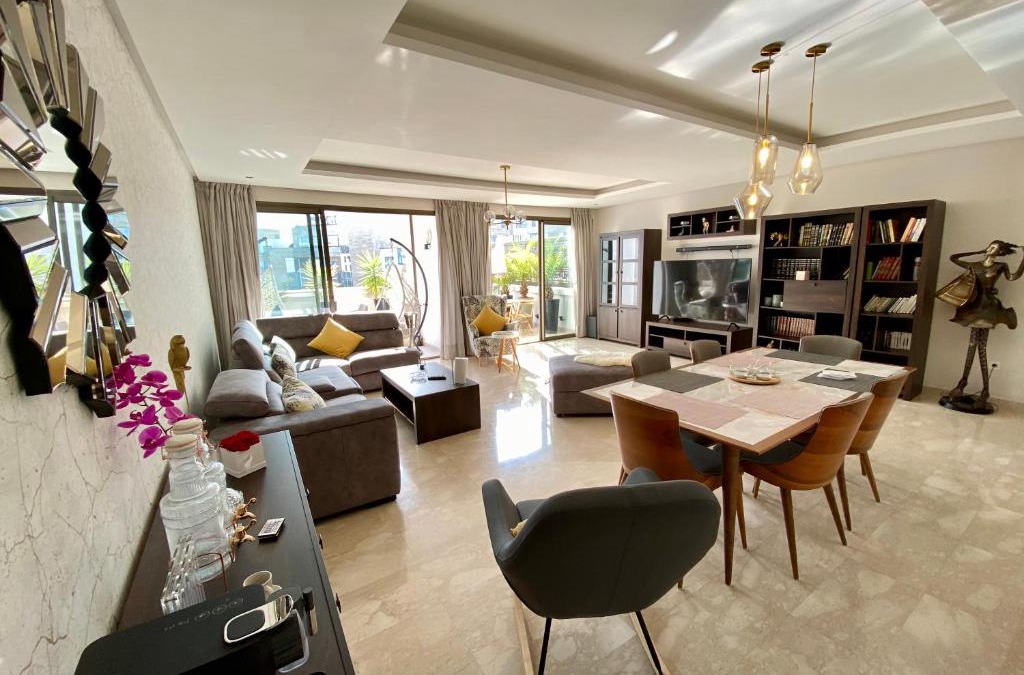 Bab al-Bahr Apartment | Marina Rabat Luxury Apartment- 200 m2