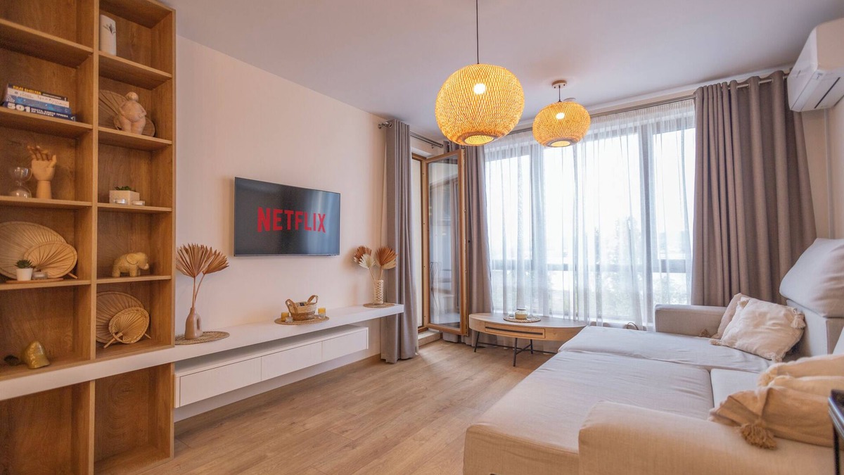 Varna Apartment | Marina Varna Apartment-2BDR at South Bay Complex