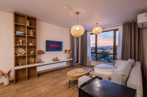Varna Apartment | Marina Varna Apartment-2BDR at South Bay Complex