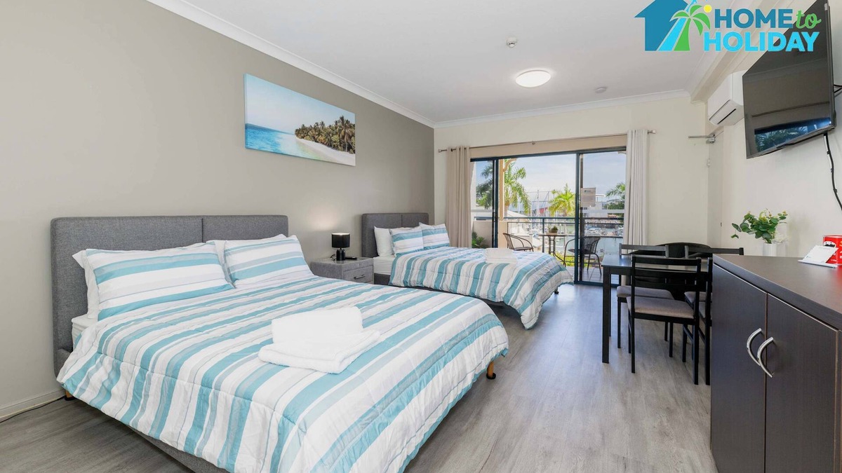 South Townsville Apartment | Marina View Studio - Steps away from CBD