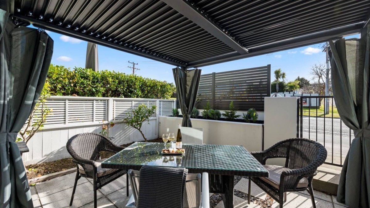 Taupo House | Marina Views - Watermark Apartment
