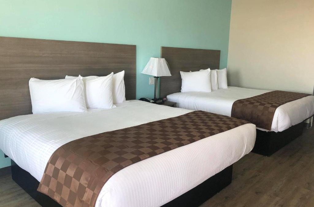 San Jacinto Hotel | Mariner Inn