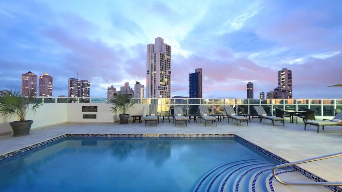 Obarrio Hotel | Marinn Place | 2 Deluxe Double | Family-Friendly with Sofa Bed & Workspace