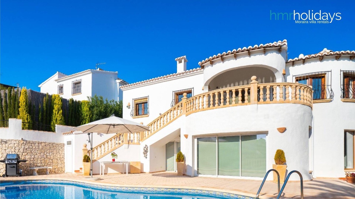 Arnella Villa | Marisa - 3 bedrooms & fantastic outdoor space in El Portet