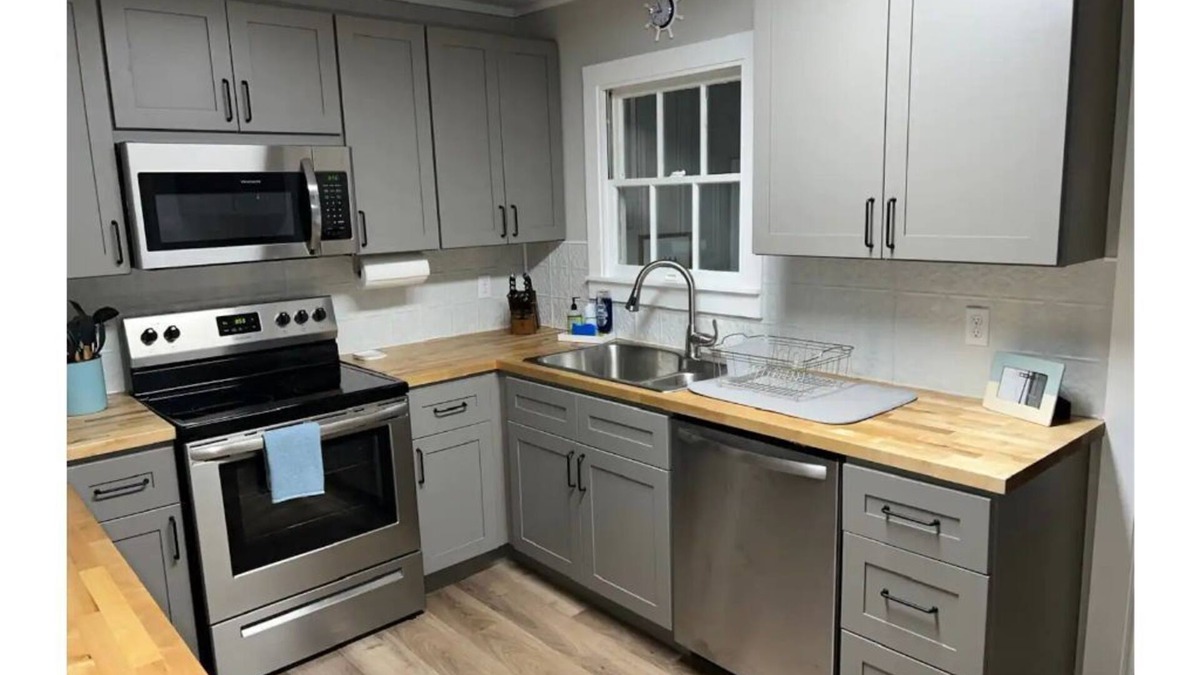 Aransas Pass Cottage | Maritime Cottage - Cozy Coastal Getaway!