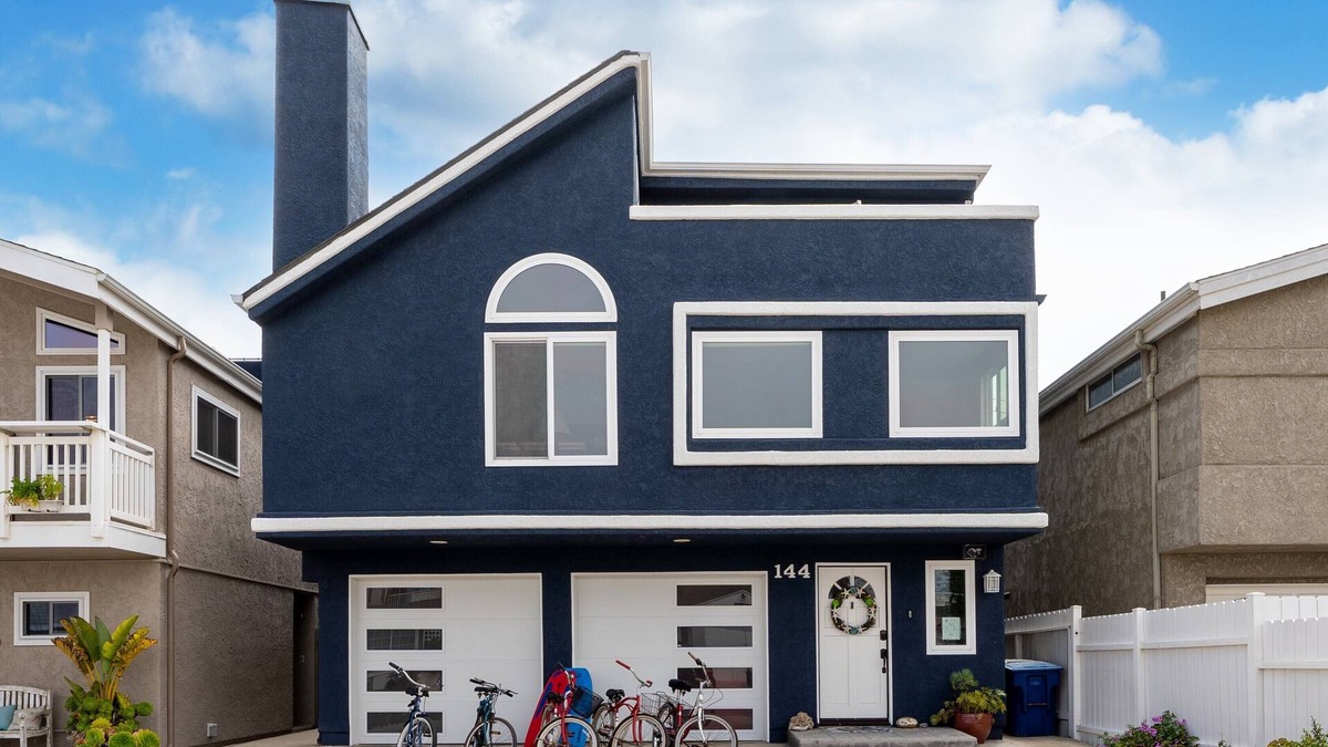 Silver Strand House | Mark's @ Silverstrand Beach House - 3 Story Vacation Home.