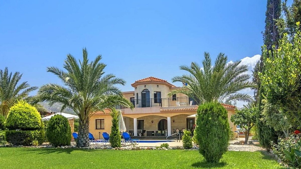 Ayia Marina Chrysochous Villa | Marlin Beach Front Luxury Villa - 4 Bedrooms