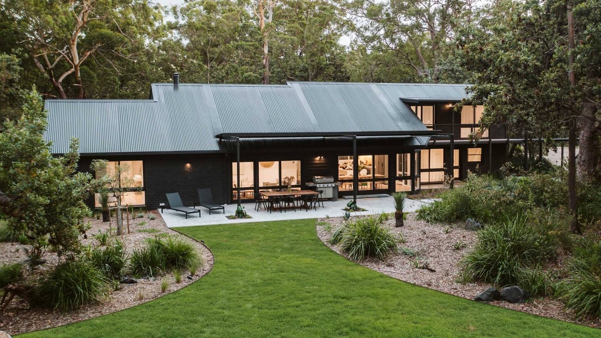 Myola House | 'Marlu House' - 5BR Retreat at barranca Jervis Bay