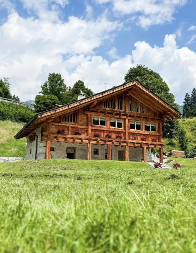 Carisolo Ski Chalet | Maroc Mountain Chalet