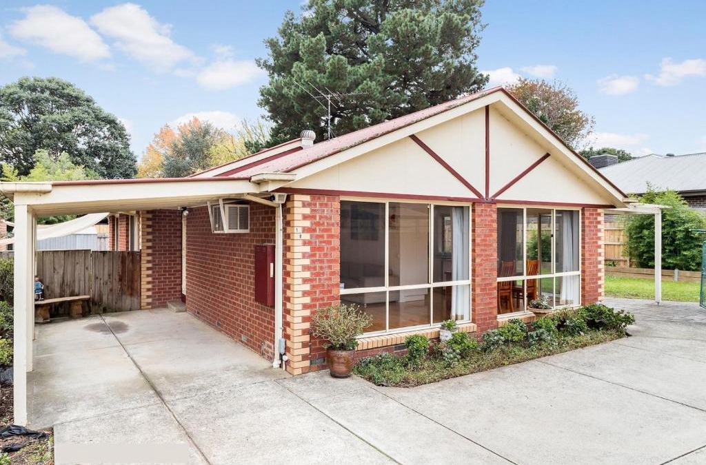 Kilsyth House | Maroondah Pet Friendly 3 Bedroom House in Kilsyth