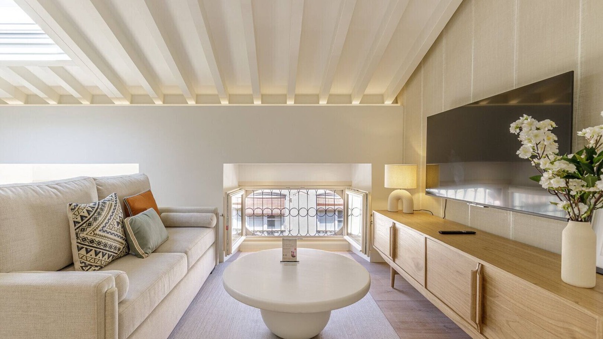 Centro Apartment | Marqués de Velazquez 4B