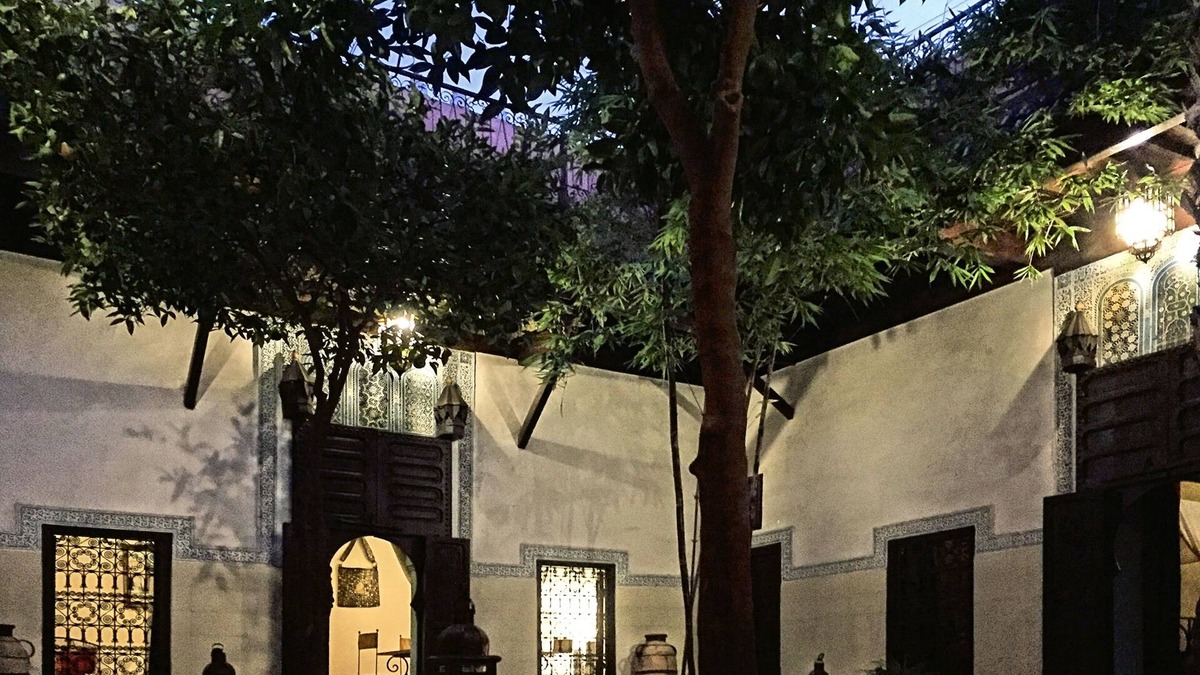 Bab Doukkala House | Marrakech Medina: AMETHYSTE RIAD rented in TOTAL EXCLUSIVITY situated right in the heart of the MEDINA of MARRAKECH