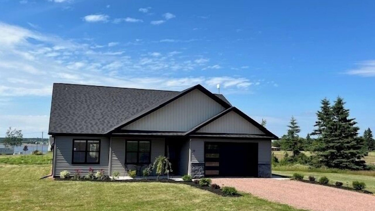 Rocky Point House | Marram House near Golf Courses & Hiking