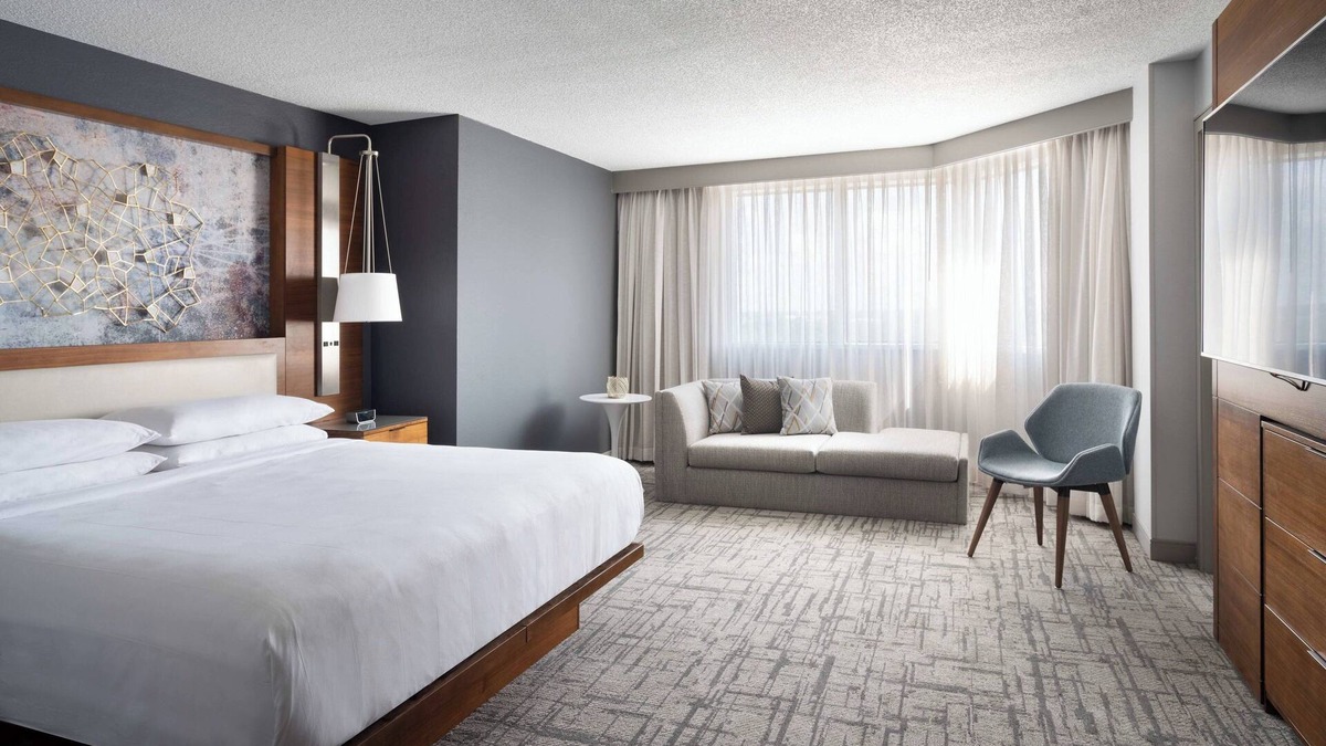 Downtown Greensboro Hotel | Marriott Greensboro Downtown