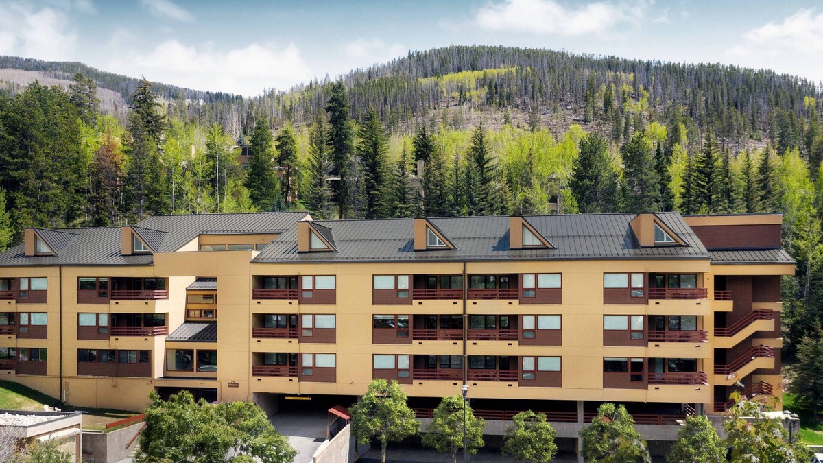 Vail House | Marriott's StreamSide Douglas at Vail