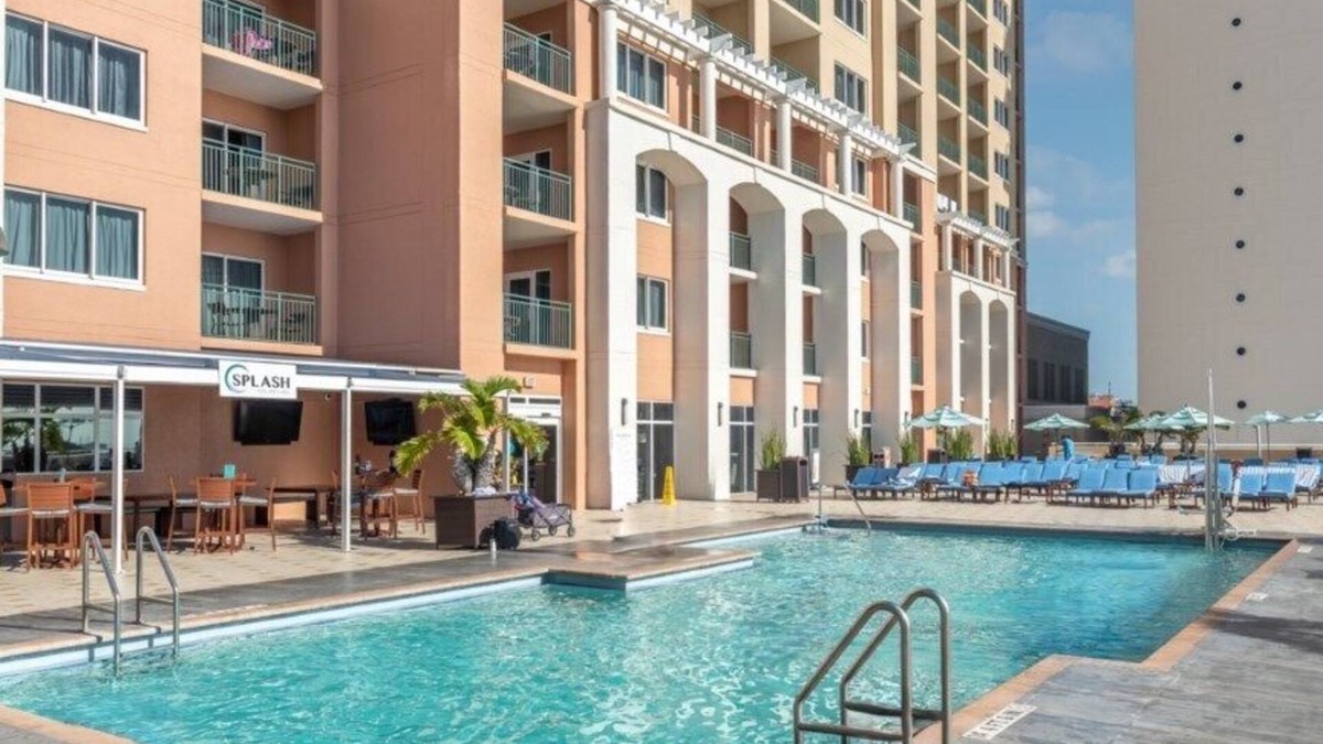 Barrier Island Apartment | Marriotts BeachPlace Towers - Studio