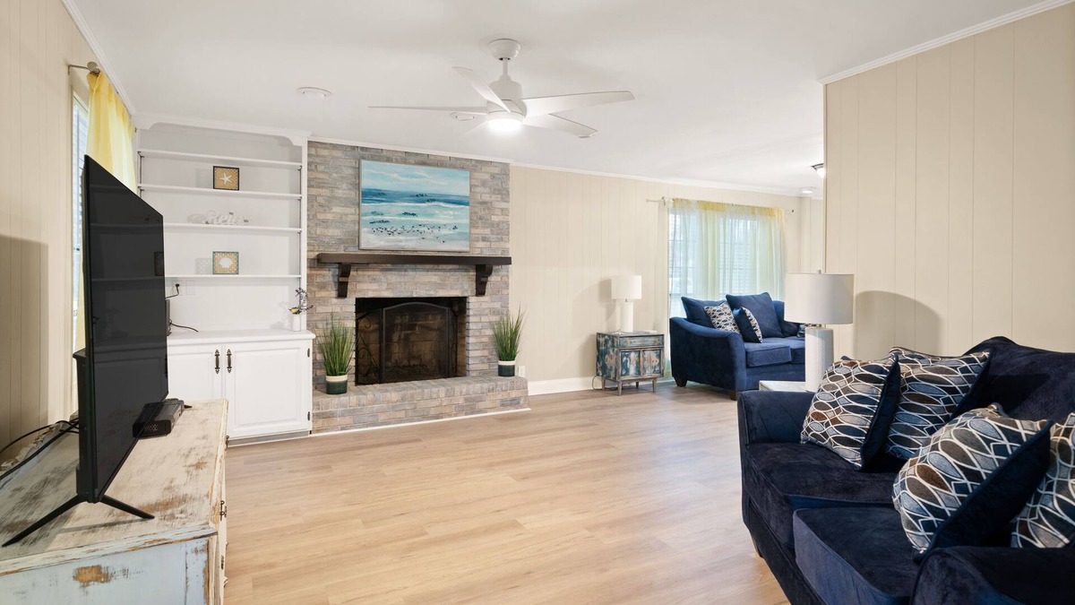Brunswick House | Marsh Front Cottage | 3 Bed, 2.5 Bath