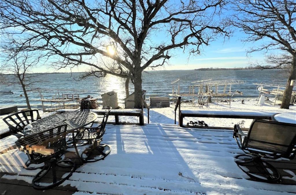 Spirit Lake Villa | Martha Yarns Beach Cabin on Big Spirit