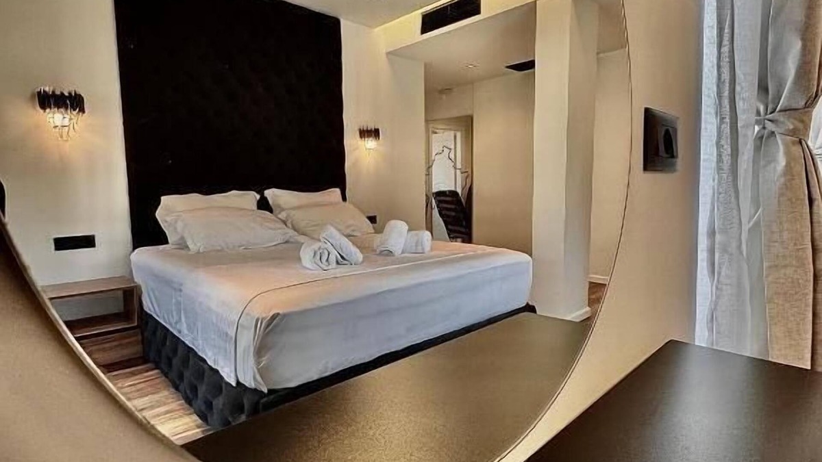 Gjirokaster Hotel | Martin Empire