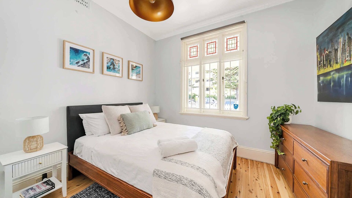 Manly House | Marvelous Manly Home moments from the Beach - NEW
