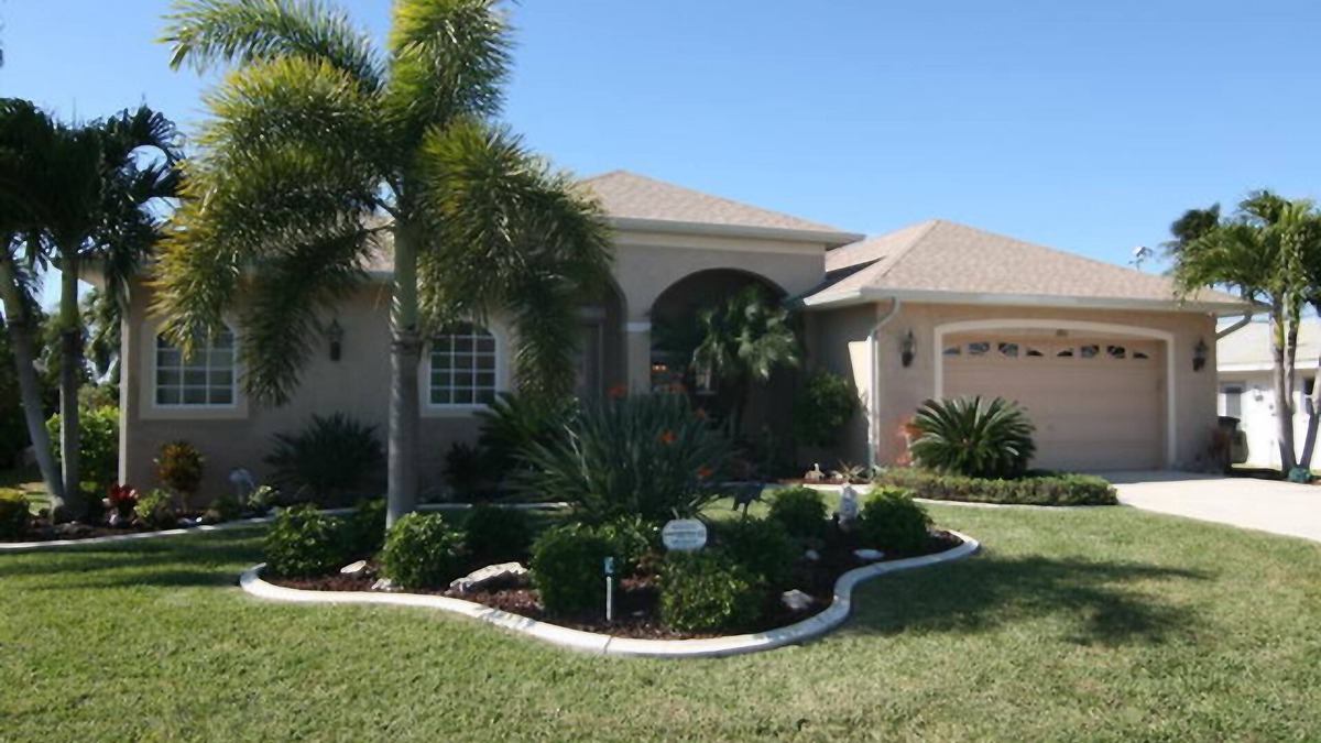 Caloosahatchee Villa | Marvelous Pool Villa In Top Location - Gulf Of Mexico Without Bridges And Locks