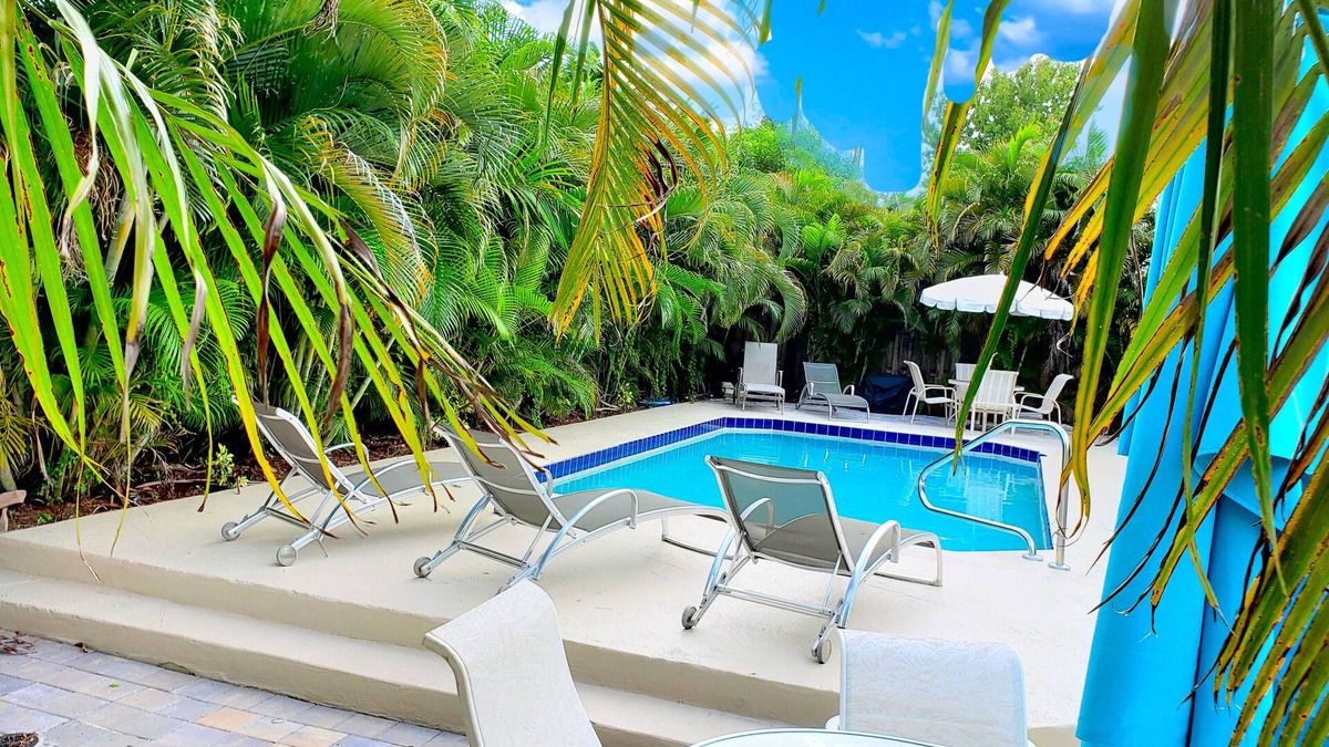 Palm Beach Gardens House | Marvelous! PRIVATE Suite, HeatedPool 5min to Beach, Stadum, PGA