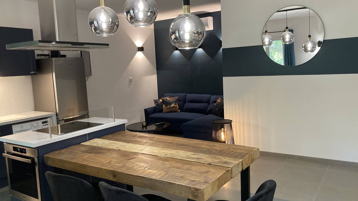 St.-Remy-de-Provence Apartment | Mas 9 Romanin : Gîte Mamy