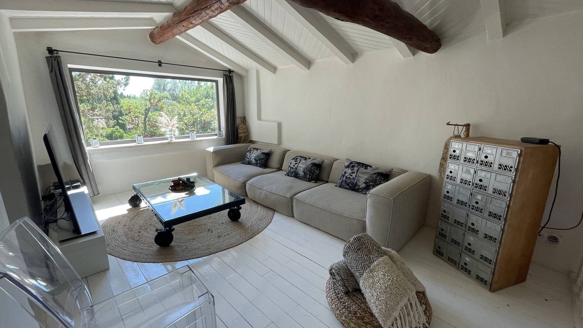 Maussane-les-Alpilles Other | Mas de Charme Dans les Alpilles Avec Piscine, Belles Prestations