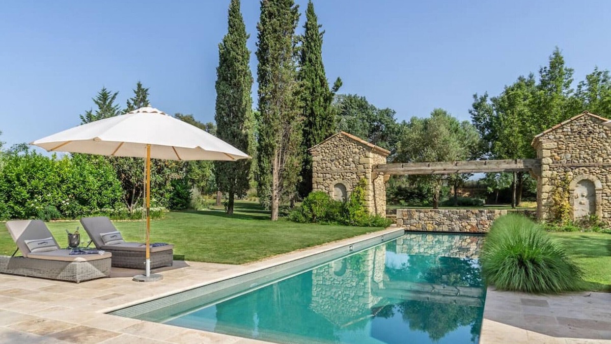 Saint-Pargoire Villa | Mas des Oliviers - Beautifully renovated Mas surrounded by vineyards