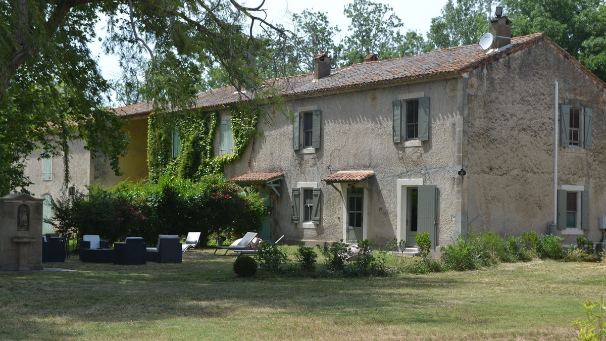 Mas Thibert House | Mas Icard in the small Camargue