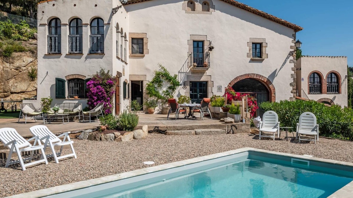 Calonge Villa | Mas Toi by Costabravaway