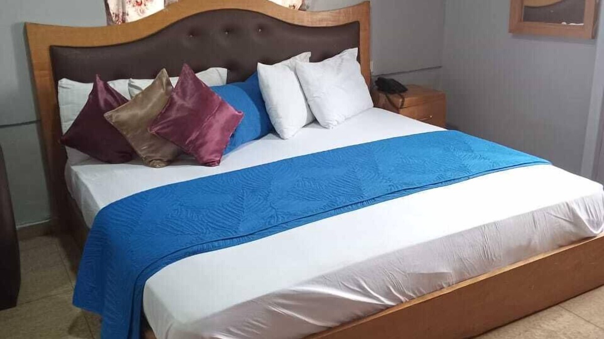 Accra Hotel | MASCOT HOTEL LTD