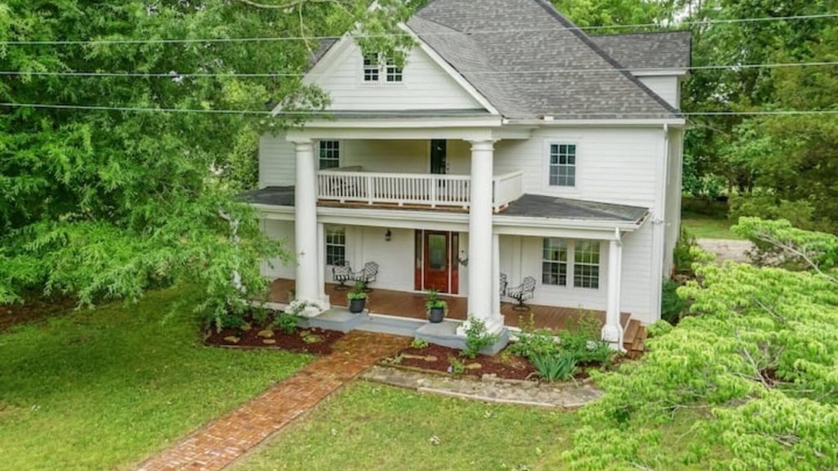 Franklinton House | Mason Station-Historic Manor & modern luxuries, 3 mins to Downtown Franklinton