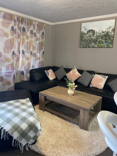 Bunbury Apartment | Masood Family Getaway Steps from CBD attractions
