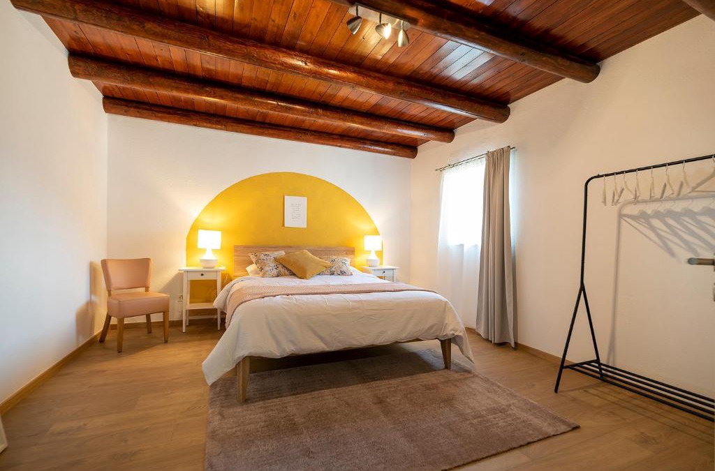 Riazzino Apartment | Massaresc apartment